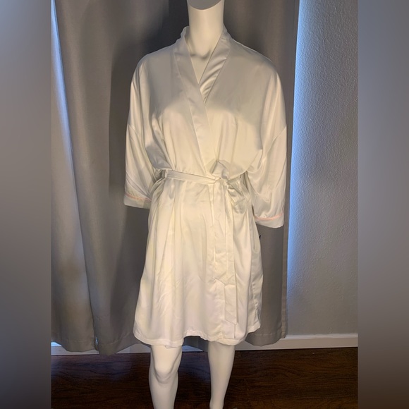 White sheer robe with tie ‘MRS’ on back - Picture 1 of 3